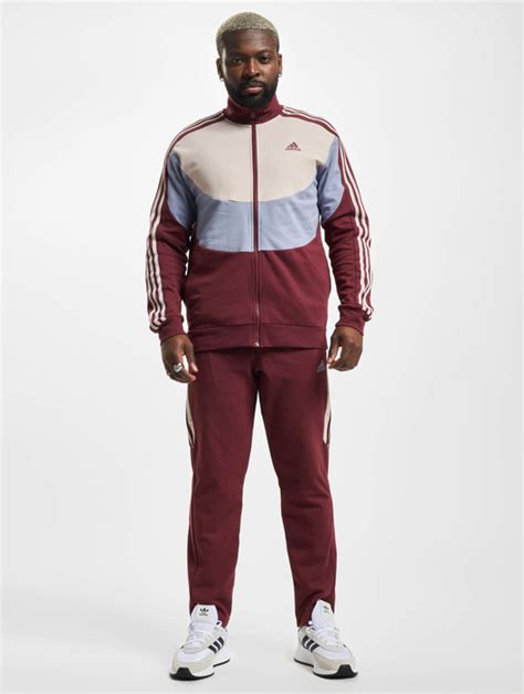 adidas trainingsanzug originals herren kollektion|adidas originals anzug herren rot.